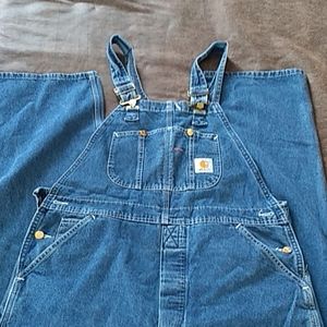 Carhartt standard bibbed overalls. 36 X 32